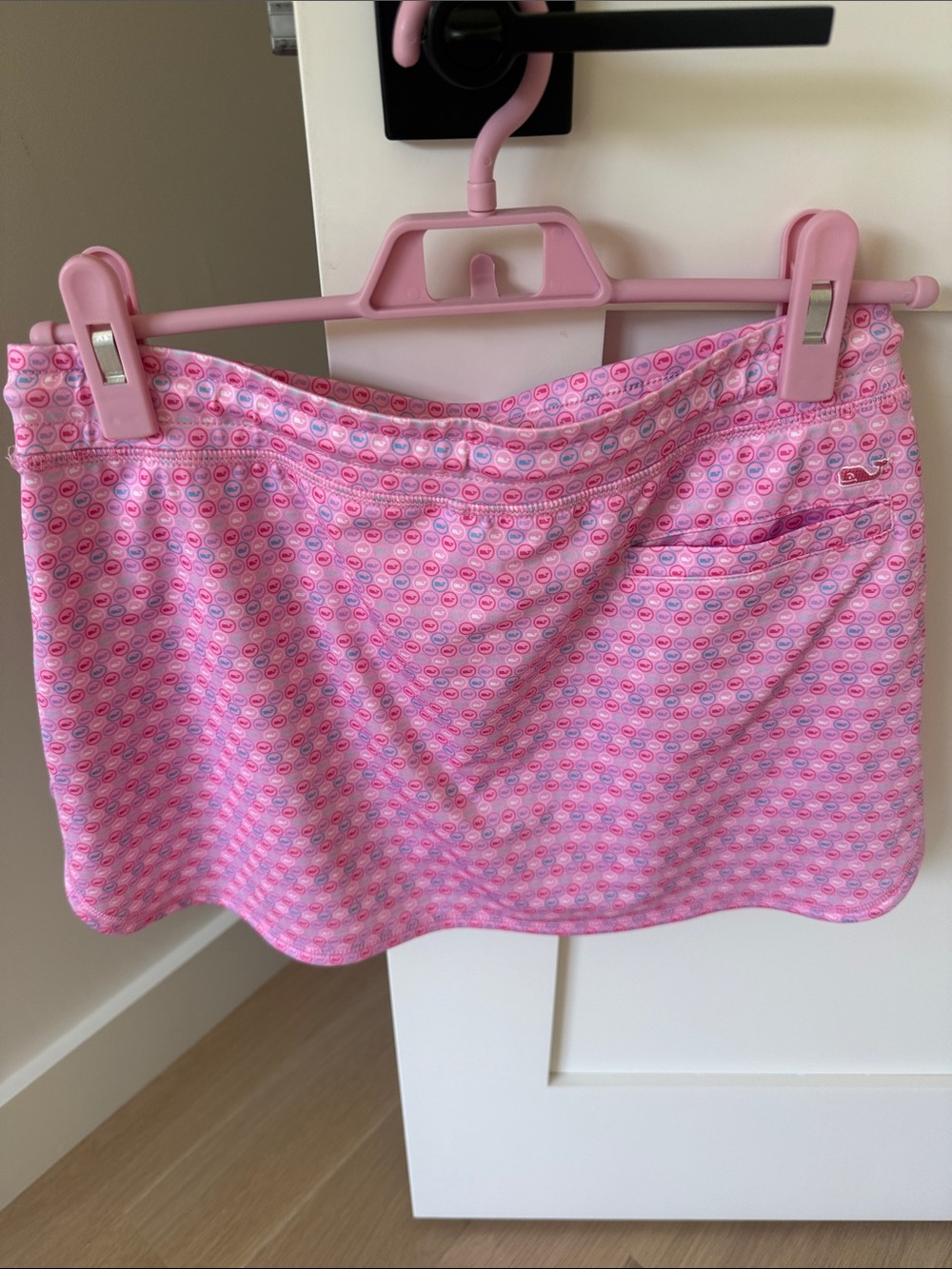 Vineyard vines skort size Large 14 - Picture 2 of 2